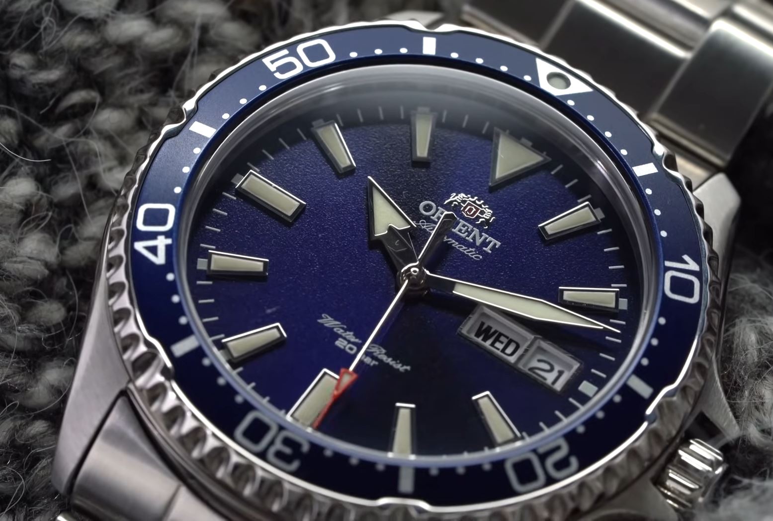 orient kamasu RA-AA0002L19B