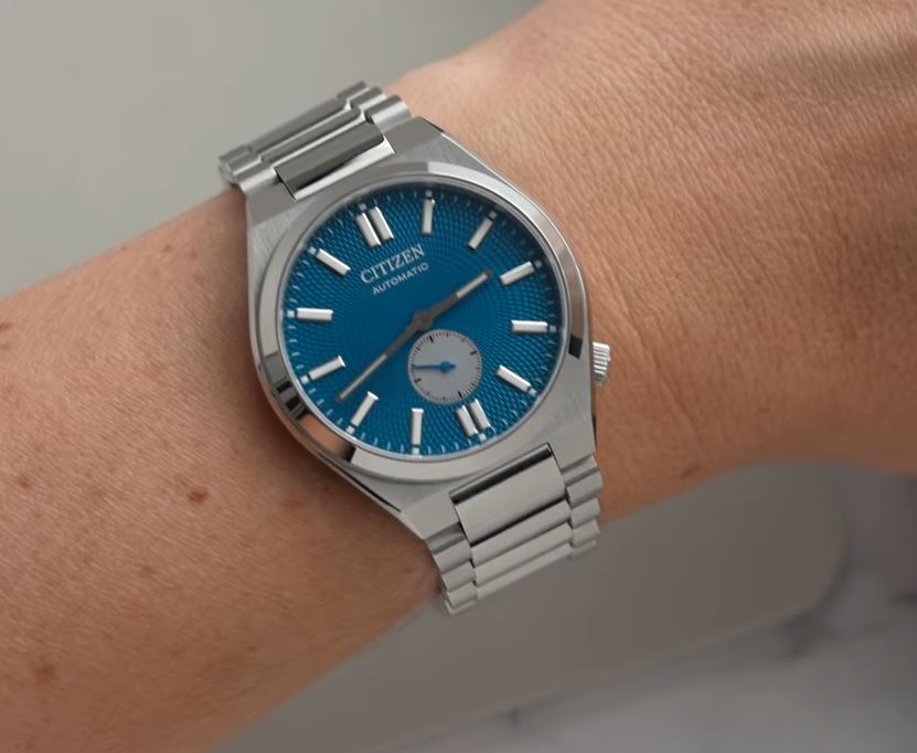 citizen tsuyosa small seconds